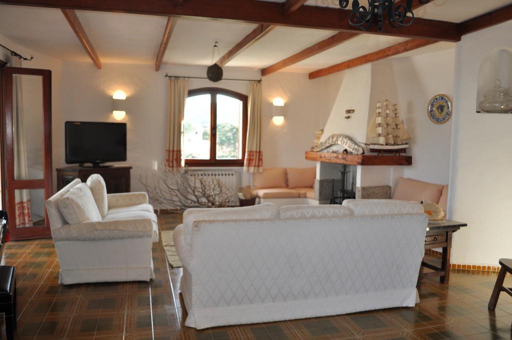 Villa Annalia Cannigione Εξωτερικό φωτογραφία